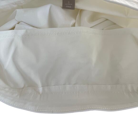 Chico's Pants 3 / US 16 White Brigette Fringe Hem Slim Crops Slimming Panel - Picture 5 of 11